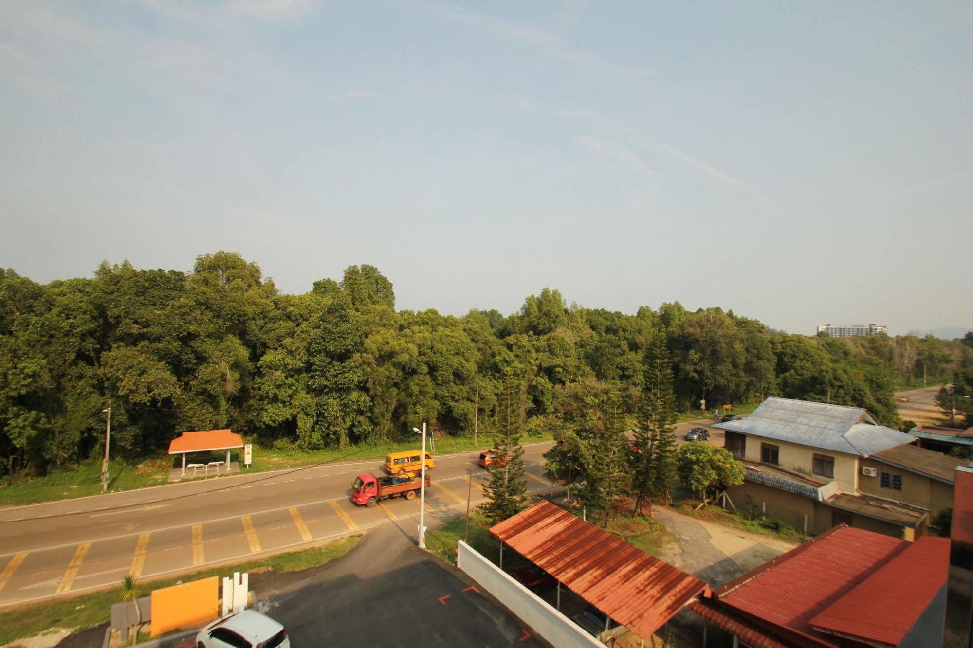 Eastville Residence Kuantan Exterior photo